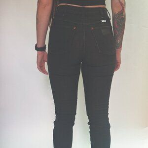 WRANGLERS WRIGGLER 28/28 SKINNY JEANS BLACK